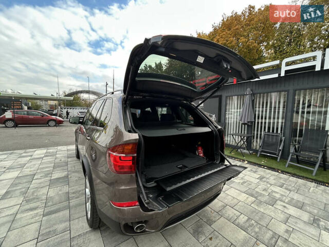 Коричневый БМВ Х5, объемом двигателя 2.99 л и пробегом 249 тыс. км за 19900 $, фото 31 на Automoto.ua