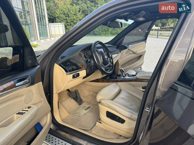 Коричневый БМВ Х5, объемом двигателя 2.98 л и пробегом 360 тыс. км за 16500 $, фото 26 на Automoto.ua
