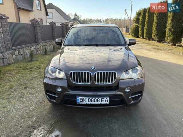 Коричневий БМВ Х5, об'ємом двигуна 3 л та пробігом 238 тис. км за 16000 $, фото 12 на Automoto.ua