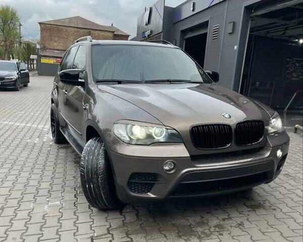БМВ Х5 2011 у Дніпро (Дніпропетровську) на Automoto.ua Коричневий БМВ Х5, об'ємом двигуна 2.98 л та пробігом 230 тис. км за 15500 $, фото 12 на Automoto.ua