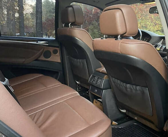 Коричневий БМВ Х5, об'ємом двигуна 3 л та пробігом 232 тис. км за 19800 $, фото 17 на Automoto.ua