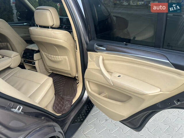 Коричневий БМВ Х5, об'ємом двигуна 3 л та пробігом 329 тис. км за 16500 $, фото 35 на Automoto.ua