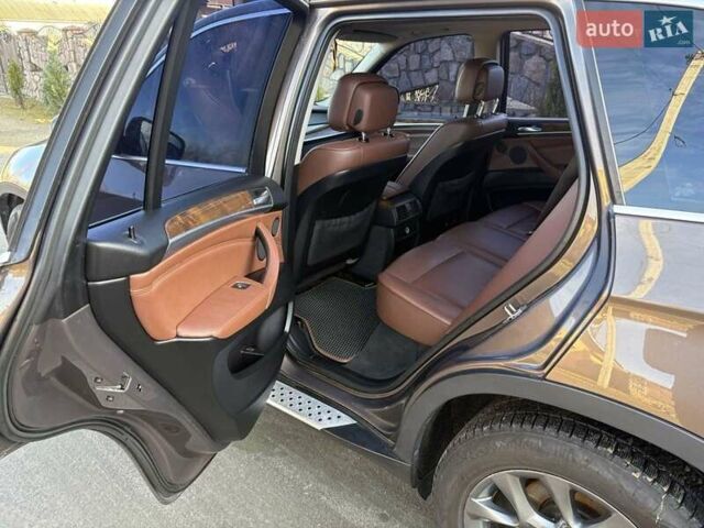 Коричневий БМВ Х5, об'ємом двигуна 3 л та пробігом 238 тис. км за 16000 $, фото 15 на Automoto.ua