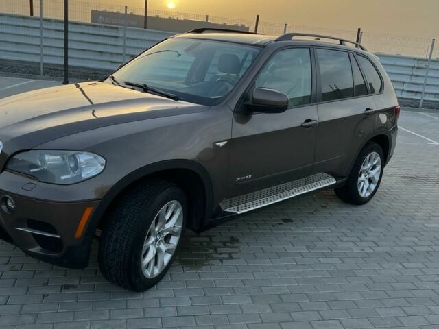 Коричневий БМВ Х5, об'ємом двигуна 3 л та пробігом 267 тис. км за 269 $, фото 1 на Automoto.ua