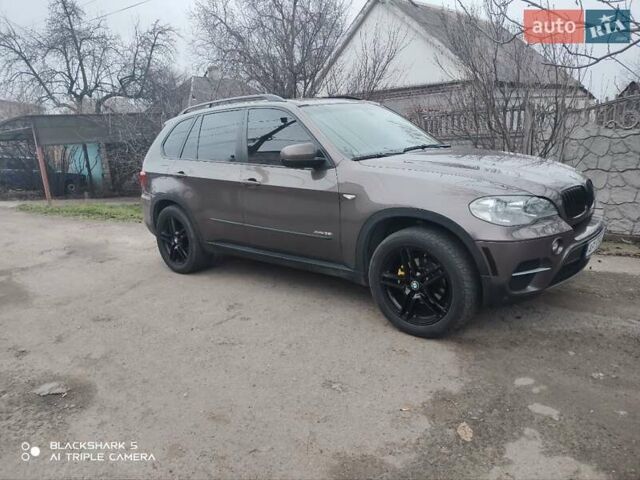 Коричневий БМВ Х5, об'ємом двигуна 2.98 л та пробігом 282 тис. км за 12500 $, фото 4 на Automoto.ua