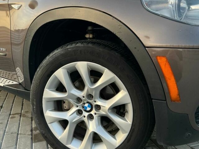 Коричневий БМВ Х5, об'ємом двигуна 3 л та пробігом 267 тис. км за 269 $, фото 2 на Automoto.ua