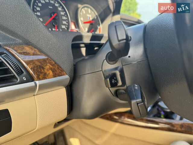 Коричневый БМВ Х5, объемом двигателя 2.98 л и пробегом 360 тыс. км за 16500 $, фото 13 на Automoto.ua