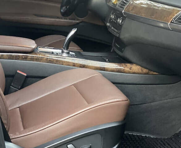 Коричневий БМВ Х5, об'ємом двигуна 3 л та пробігом 232 тис. км за 19800 $, фото 16 на Automoto.ua