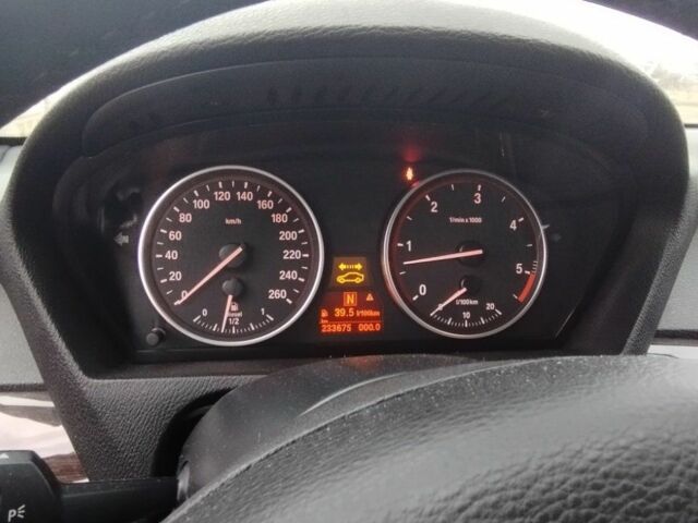 Коричневый БМВ Х5, объемом двигателя 3 л и пробегом 230 тыс. км за 17300 $, фото 6 на Automoto.ua