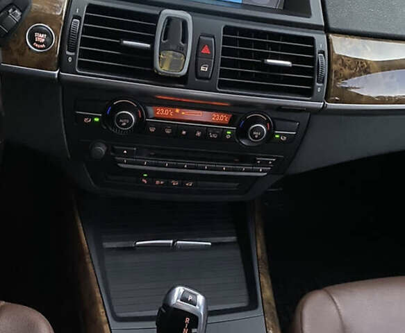 Коричневий БМВ Х5, об'ємом двигуна 3 л та пробігом 232 тис. км за 19800 $, фото 22 на Automoto.ua