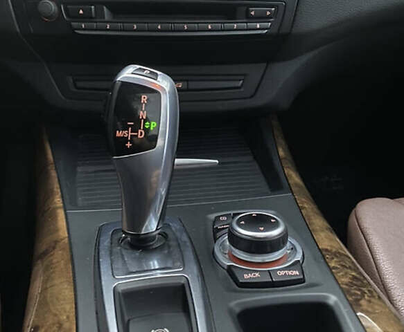 Коричневий БМВ Х5, об'ємом двигуна 3 л та пробігом 232 тис. км за 19800 $, фото 21 на Automoto.ua