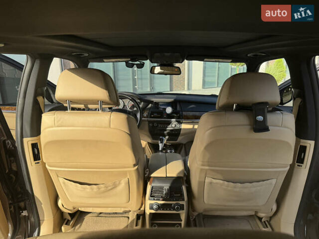 Коричневый БМВ Х5, объемом двигателя 2.98 л и пробегом 360 тыс. км за 16500 $, фото 3 на Automoto.ua