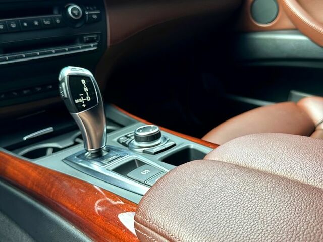 Коричневый БМВ Х5, объемом двигателя 3 л и пробегом 90 тыс. км за 32000 $, фото 7 на Automoto.ua
