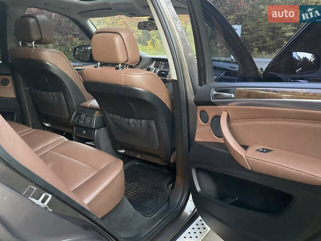 Коричневий БМВ Х5, об'ємом двигуна 3 л та пробігом 232 тис. км за 19800 $, фото 18 на Automoto.ua