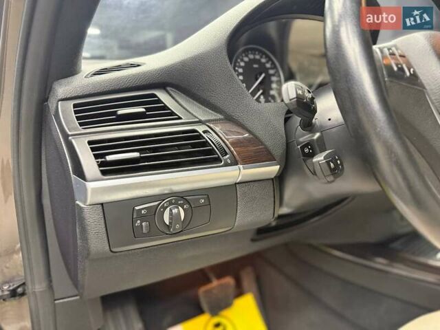 БМВ Х5 2011 в Черновцах на Automoto.ua Коричневый БМВ Х5, объемом двигателя 3 л и пробегом 90 тыс. км за 23000 $, фото 20 на Automoto.ua