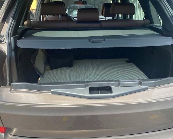 Коричневий БМВ Х5, об'ємом двигуна 2.98 л та пробігом 140 тис. км за 17500 $, фото 7 на Automoto.ua