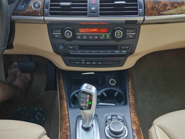 Коричневый БМВ Х5, объемом двигателя 3 л и пробегом 82 тыс. км за 18500 $, фото 20 на Automoto.ua