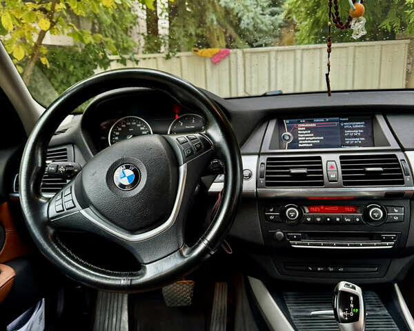 Коричневый БМВ Х5, объемом двигателя 3 л и пробегом 207 тыс. км за 22700 $, фото 18 на Automoto.ua