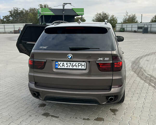 Коричневый БМВ Х5, объемом двигателя 2.98 л и пробегом 418 тыс. км за 12000 $, фото 21 на Automoto.ua