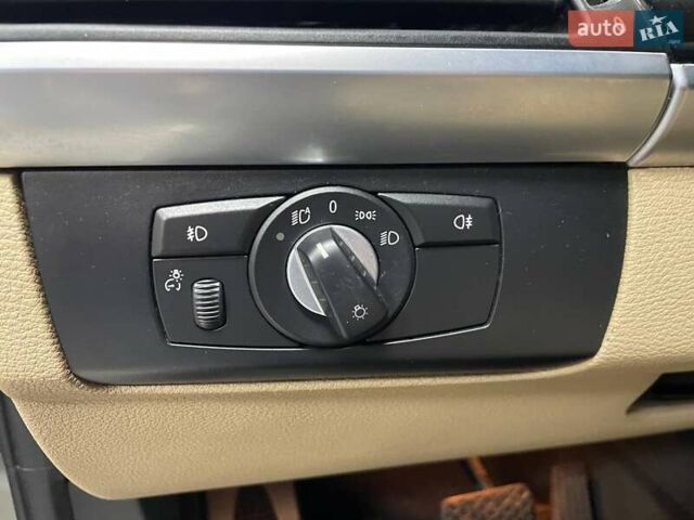 Коричневый БМВ Х5, объемом двигателя 2.98 л и пробегом 292 тыс. км за 11990 $, фото 17 на Automoto.ua