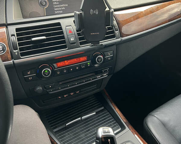 Коричневый БМВ Х5, объемом двигателя 2.98 л и пробегом 418 тыс. км за 10800 $, фото 46 на Automoto.ua