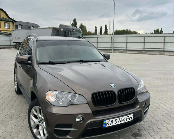 Коричневый БМВ Х5, объемом двигателя 2.98 л и пробегом 418 тыс. км за 10800 $, фото 12 на Automoto.ua