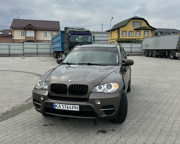 Коричневый БМВ Х5, объемом двигателя 2.98 л и пробегом 418 тыс. км за 10800 $, фото 9 на Automoto.ua