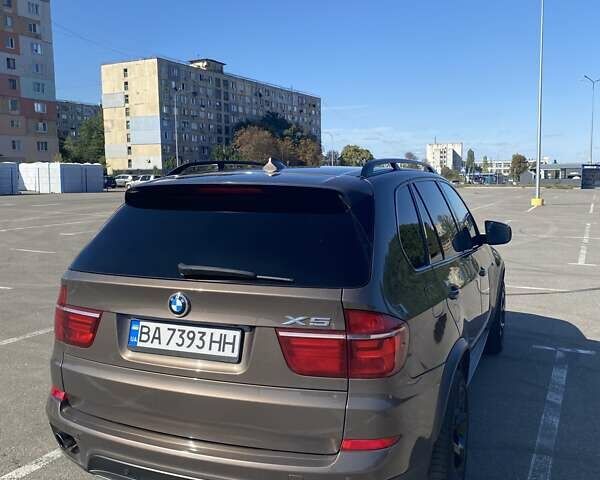 Коричневый БМВ Х5, объемом двигателя 3 л и пробегом 340 тыс. км за 15999 $, фото 6 на Automoto.ua