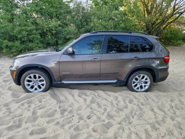 Коричневый БМВ Х5, объемом двигателя 3 л и пробегом 82 тыс. км за 18500 $, фото 3 на Automoto.ua