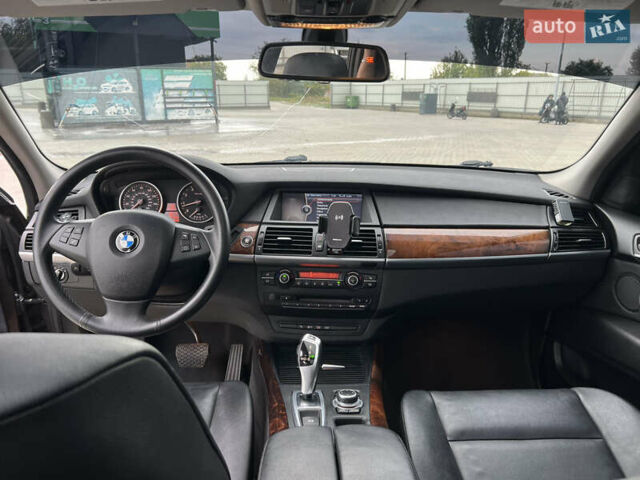 Коричневый БМВ Х5, объемом двигателя 2.98 л и пробегом 418 тыс. км за 10800 $, фото 30 на Automoto.ua