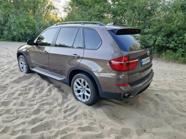 Коричневый БМВ Х5, объемом двигателя 3 л и пробегом 82 тыс. км за 18500 $, фото 4 на Automoto.ua