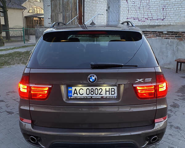 Коричневый БМВ Х5, объемом двигателя 3 л и пробегом 360 тыс. км за 16500 $, фото 3 на Automoto.ua
