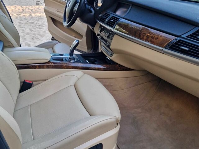 Коричневый БМВ Х5, объемом двигателя 3 л и пробегом 82 тыс. км за 18500 $, фото 15 на Automoto.ua