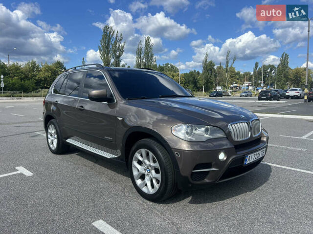 Коричневый БМВ Х5, объемом двигателя 3 л и пробегом 299 тыс. км за 13900 $, фото 4 на Automoto.ua