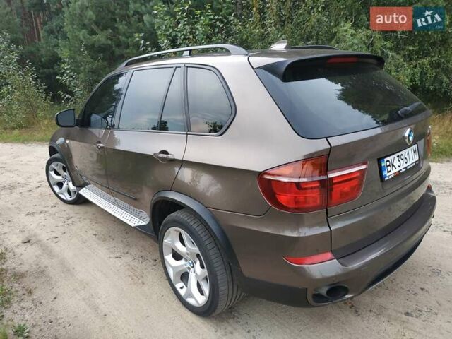 Коричневый БМВ Х5, объемом двигателя 2.98 л и пробегом 120 тыс. км за 16000 $, фото 19 на Automoto.ua
