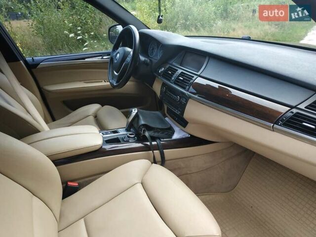 Коричневый БМВ Х5, объемом двигателя 2.98 л и пробегом 120 тыс. км за 16000 $, фото 15 на Automoto.ua