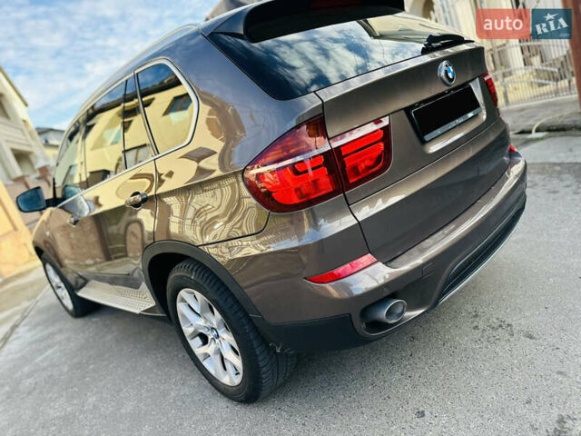 Коричневый БМВ Х5, объемом двигателя 3 л и пробегом 227 тыс. км за 15700 $, фото 58 на Automoto.ua