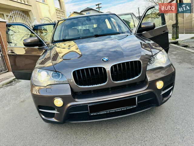 Коричневый БМВ Х5, объемом двигателя 3 л и пробегом 227 тыс. км за 15700 $, фото 70 на Automoto.ua