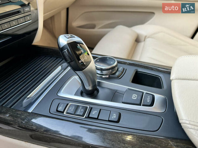 Коричневий БМВ Х5, об'ємом двигуна 2.99 л та пробігом 175 тис. км за 31600 $, фото 67 на Automoto.ua