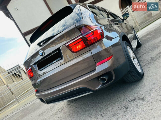 Коричневый БМВ Х5, объемом двигателя 3 л и пробегом 227 тыс. км за 15700 $, фото 26 на Automoto.ua