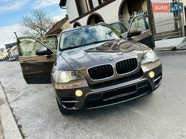 Коричневый БМВ Х5, объемом двигателя 3 л и пробегом 227 тыс. км за 15700 $, фото 48 на Automoto.ua
