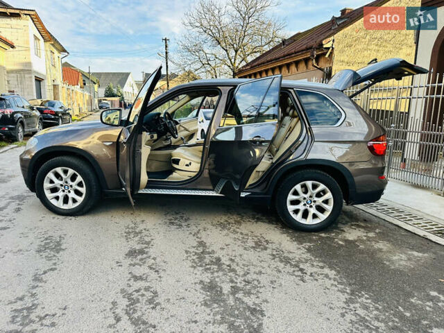 Коричневый БМВ Х5, объемом двигателя 3 л и пробегом 227 тыс. км за 15700 $, фото 111 на Automoto.ua