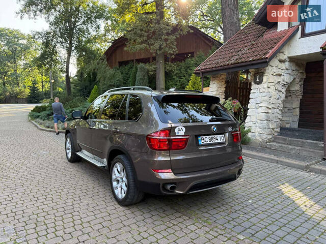 Коричневый БМВ Х5, объемом двигателя 2.98 л и пробегом 189 тыс. км за 15500 $, фото 24 на Automoto.ua