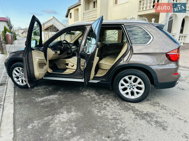 Коричневый БМВ Х5, объемом двигателя 3 л и пробегом 227 тыс. км за 15700 $, фото 86 на Automoto.ua