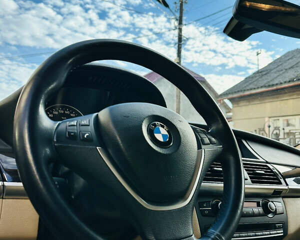 Коричневый БМВ Х5, объемом двигателя 3 л и пробегом 227 тыс. км за 15700 $, фото 91 на Automoto.ua