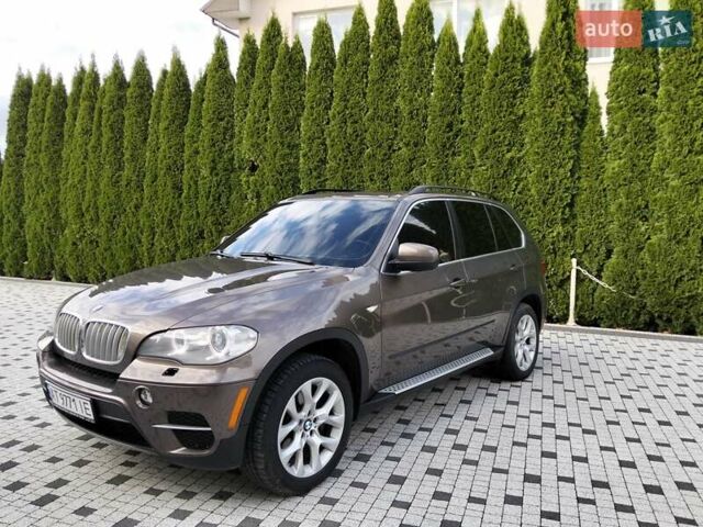 Коричневый БМВ Х5, объемом двигателя 2.98 л и пробегом 190 тыс. км за 13950 $, фото 2 на Automoto.ua