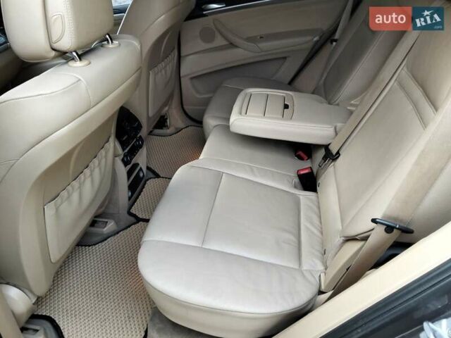 Коричневый БМВ Х5, объемом двигателя 2.98 л и пробегом 190 тыс. км за 13950 $, фото 49 на Automoto.ua