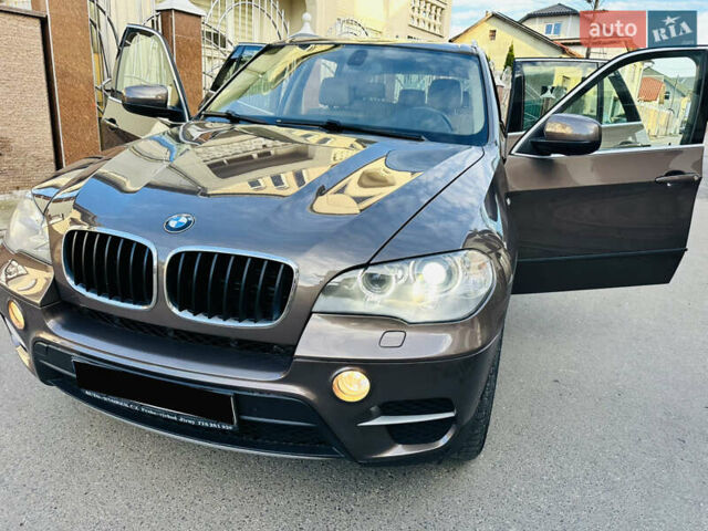 Коричневый БМВ Х5, объемом двигателя 3 л и пробегом 227 тыс. км за 15700 $, фото 101 на Automoto.ua