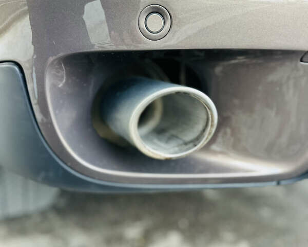 Коричневый БМВ Х5, объемом двигателя 3 л и пробегом 227 тыс. км за 15700 $, фото 15 на Automoto.ua