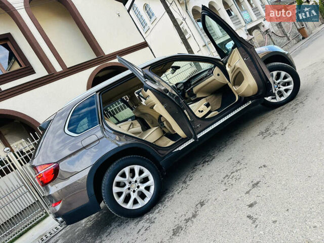 Коричневый БМВ Х5, объемом двигателя 3 л и пробегом 227 тыс. км за 15700 $, фото 21 на Automoto.ua